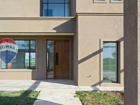 CASA 4 AMBIENTES EN VENTA LAGOS DE CANNING II