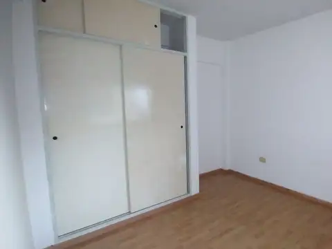 Departamento en Alquiler en La Plata, $ 900.000
