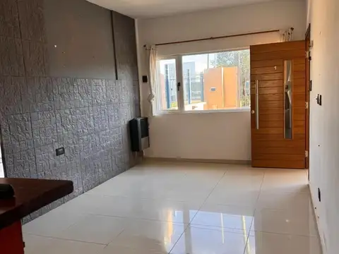 Depto Tipo Casa en Alquiler 20 años