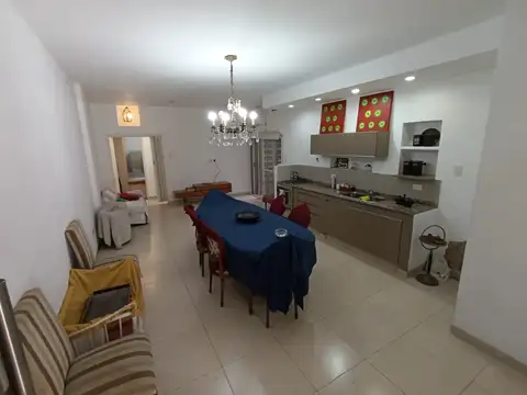 Depto Tipo Casa en Alquiler de 2 dormitorios
