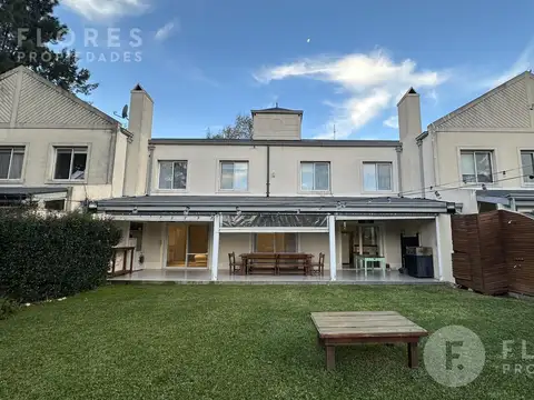 Casa en Venta en Farm Club, USD 330.000