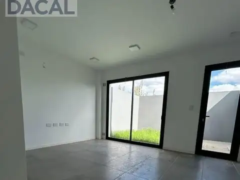 Casa en Venta en La Plata, USD 70.000