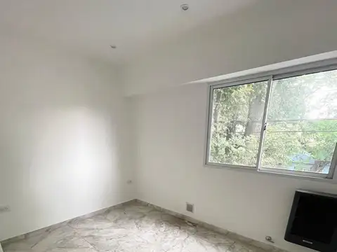 Depto Tipo Casa en Venta de 2 ambientes