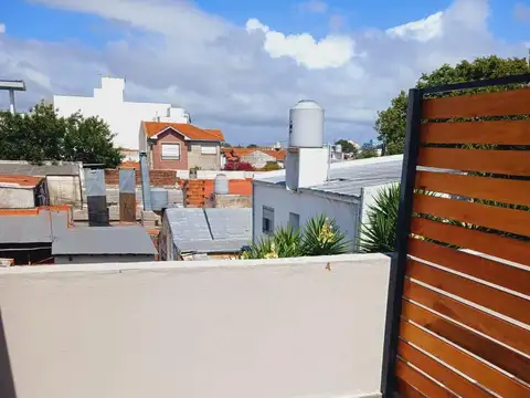 VENTA. PH 2 AMBIENTES PLANTA ALTA A ESTRENAR. ITALIA Y RIVADAVIA. MAR DEL PLATA