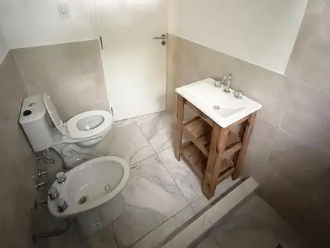 Depto Tipo Casa 2 ambientes con 1 baño