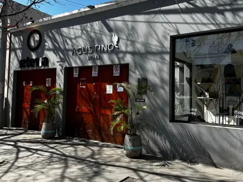 Casa 9 ambientes con 4 baños