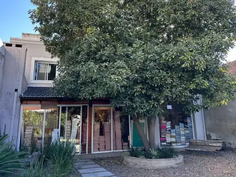 Importante propiedad en alquiler comercial