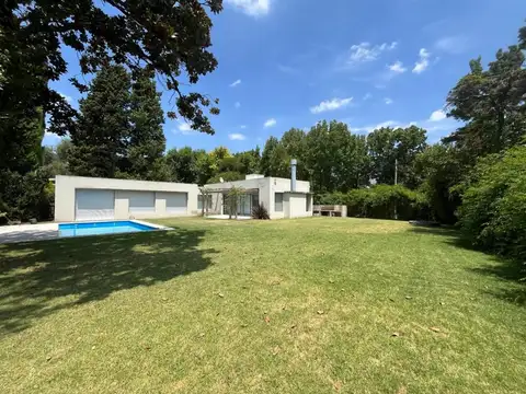 Casa en Alquiler en Pablo Nogues, USD 1.600