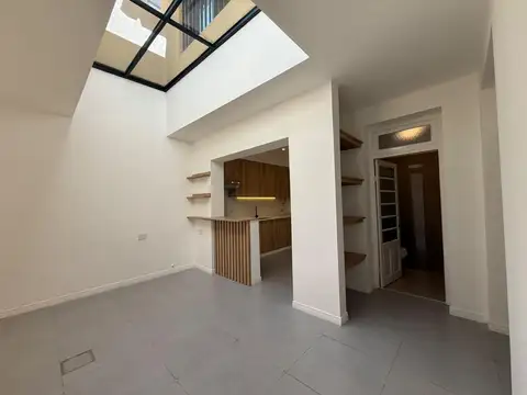 Depto Tipo Casa 5 ambientes con 2 baños