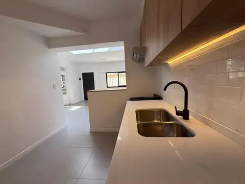 Depto Tipo Casa en Venta al Oeste