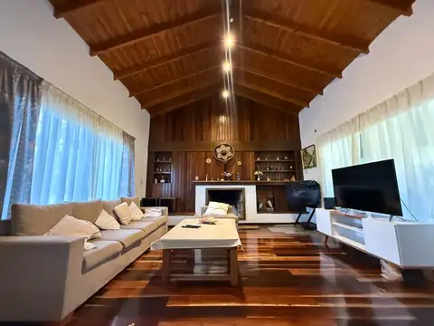 Casa en Alquiler de 6 dormitorios
