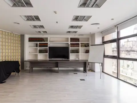 Oficina corporativa en venta con renta