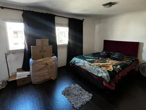 Casa en Alquiler con 1 cochera