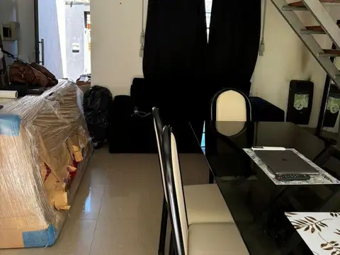 Casa en Alquiler en Quilmes Oeste, $ 830.000