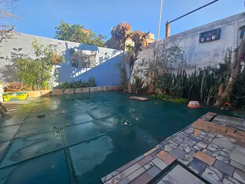 Casa a la Venta En Barrio Lamadrid - Apta Credito