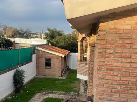 CASA A LA VENTA EN BARRIO PARQUE CAPITAL