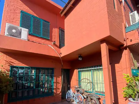 CASA EN VENTA EN DON TORCUTO 5 AMBIENTES