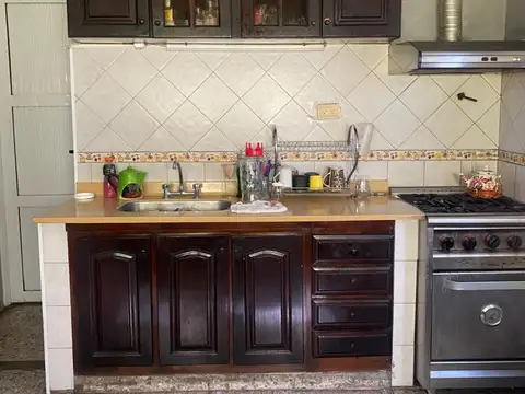 Depto Tipo Casa en Venta con 1 cocheras