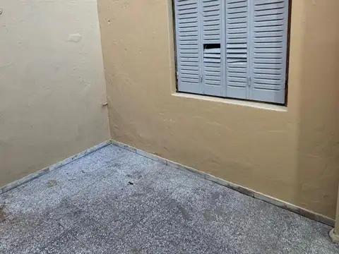 Depto Tipo Casa en Alquiler 40 años
