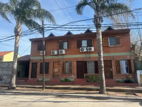 IMPECABLE DUPLEX EN RAMOS MEJIA SUR. VENTA