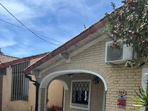 Casa en Venta en Temperley, USD 159.000