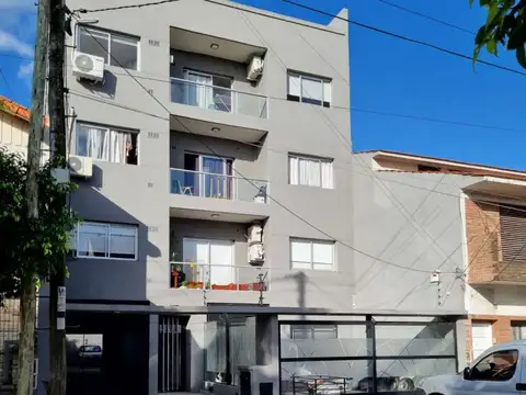 Departamento - Alquiler - Argentina, La Matanza -  VALENTIN CARDOSO 2140