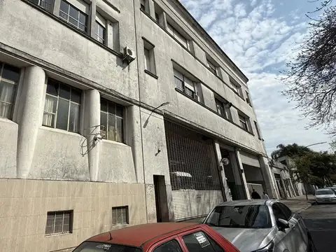 Galpon en Alquiler 48  mts Fondo