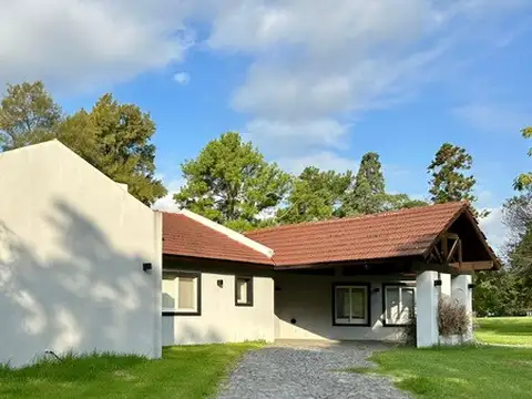 Casa en Venta con 1 cochera