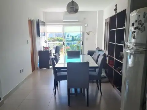 San Nicolás 2400, Piso 5