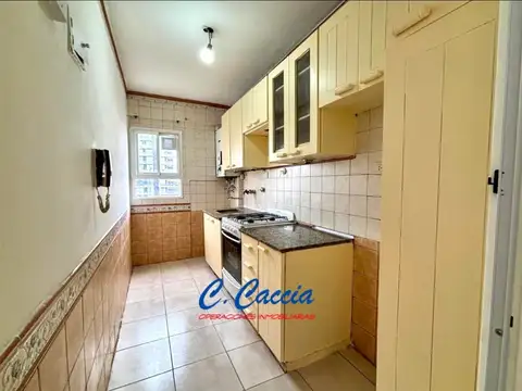 Departamento en Alquiler en Parque Patricios, $ 900.000