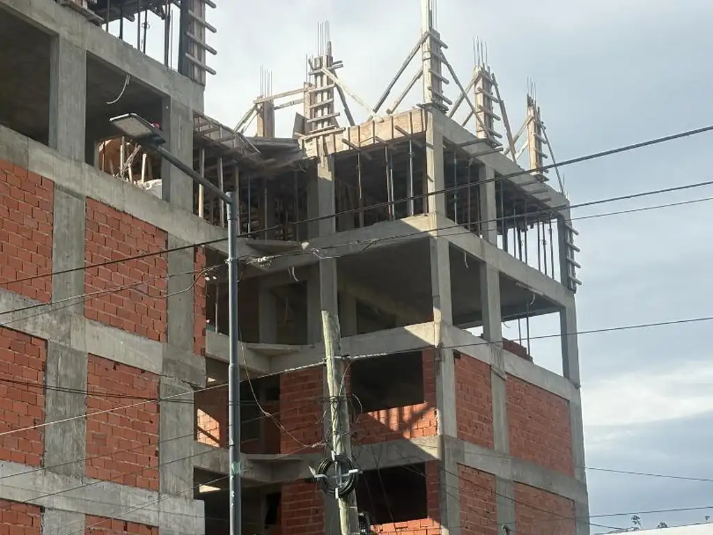 Edificio Santa Maria 2200, Tigre de 20 Unidades en Tigre Centro