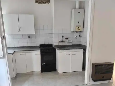 Alquiler 3 ambientes al frente