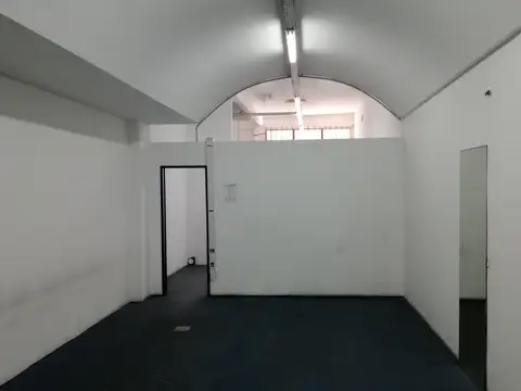 Local en Alquiler Via Púb.