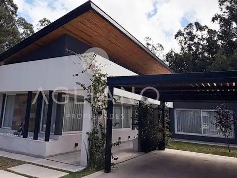 Av. Jorge Newbery  al 4500