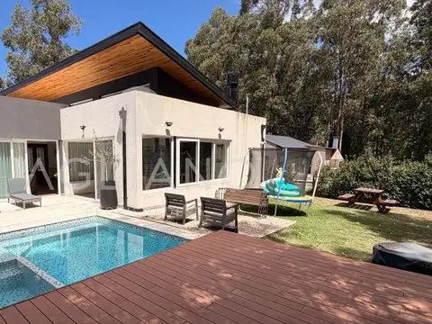 Venta Casa Barrio privado Arenas del Sur con pileta