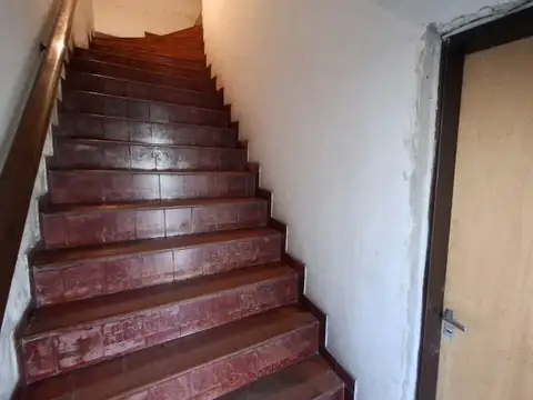 Casa 3 amb, 2 plantas , PB Galpon , vivienda 1 amb