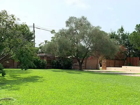 Casa 6 ambientes con 1 baño