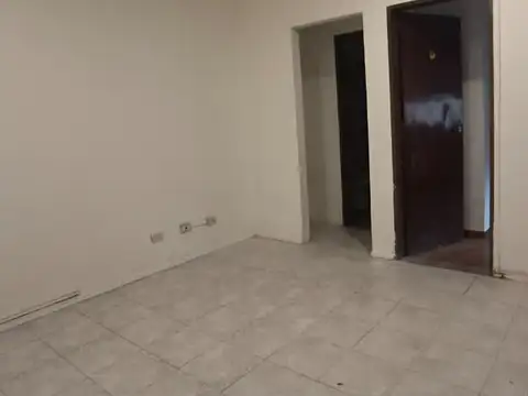 Depto Tipo Casa 2 ambientes con 1 baño