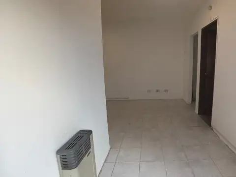 Depto Tipo Casa en Alquiler 60 años