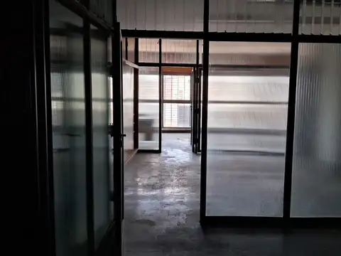 Local en Venta 40 años