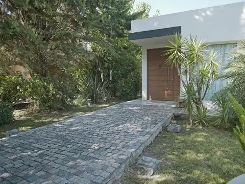 Casa en Venta con cochera