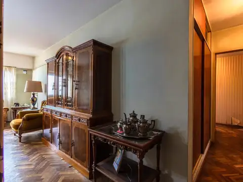 Departamento en Venta de 6 ambientes