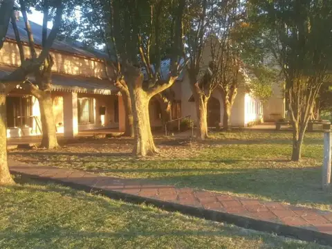Autopista Ruta Nacional 8 al 200