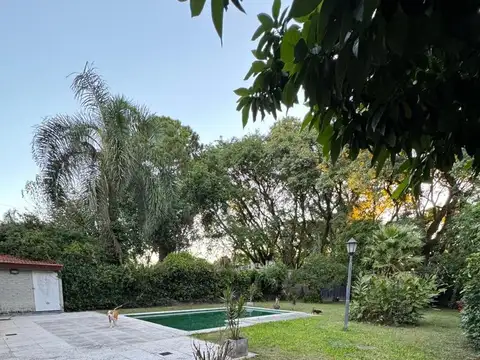 SE VENDE HERMOSA CASA QUINTA EN RINCON