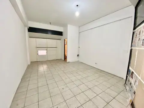 Local en Alquiler en Centro, $ 620.000