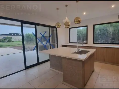 Casa en Alquiler A Estrenar