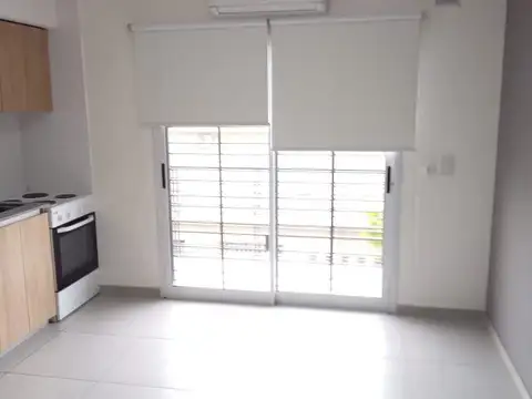 Departamento en Jose León Suarez