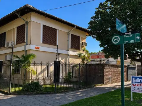 Casa 6 ambientes en Venta en Merlo