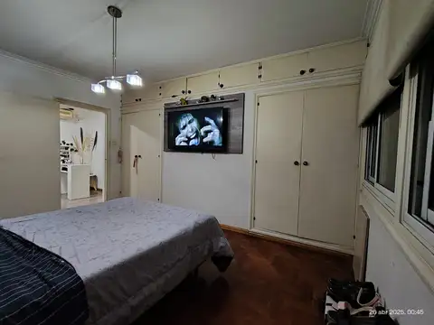 Departamento 6 ambientes con 2 baños