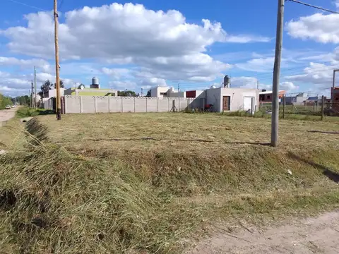 Terreno de 370m2 en venta Moradas de Máximo, Cañuelas